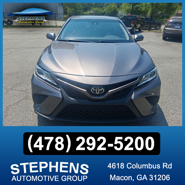 2018 Toyota Camry SE