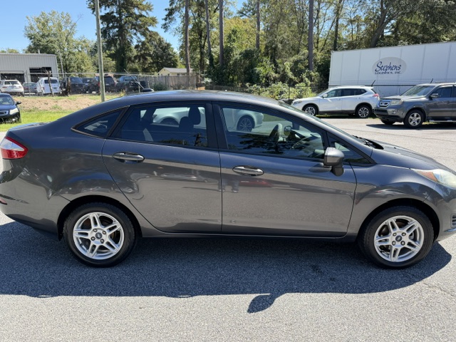 2019 Ford Fiesta - Image 2